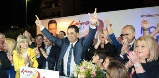 Μεγαλειώδης συγκέντρωση Παπαναστασίου, με σκληρό ροκ για Σταρακά