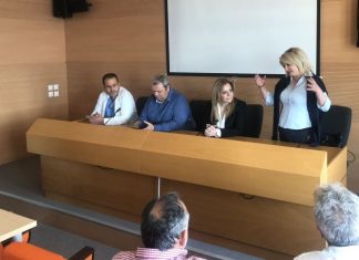 Επίσκεψη της Χριστίνας Σταρακά στο Νοσοκομείο Αγρινίου