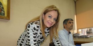 Η Χριστίνα Σταρακά κατέθεσε το ψηφοδέλτιο του Συνδυασμού «Αγρίνιο Μπορείς» στο Πρωτοδικείο