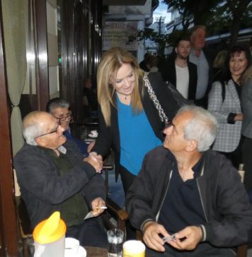 Η Χρ. Σταρακά στη Ντούτσαγα: «Αφουγκραζόμαστε την ψυχή της πόλης, τις γειτονιές της»