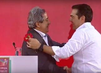 – Σταύρο, μήπως ξέρεις πότε παραδίδονται μαθήματα kolotoumpas στο δημαρχείο; Μου βγήκε το όνομα, ας έχω και τη χάρη