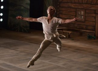 “Νουρέγιεφ: Το λευκό κοράκι” στον Ελληνίς