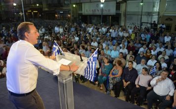 Κοσμοσυρροή στην ομιλία του Σπήλιου Λιβανού στο Αγρίνιο