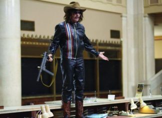 “Η Ληστεία της Στοκχόλμης” στον Ελληνίς