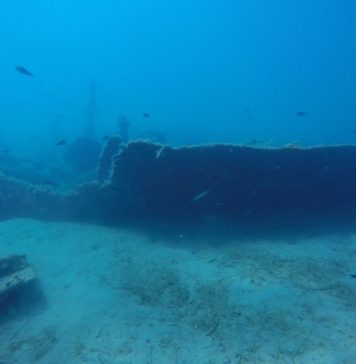Εικόνες από ναυάγιο του βοηθητικού πλοίου “ΠΛΕΙΑΣ” στην Κάτω Βασιλική