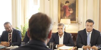 Yποδομές και ΕΣΠΑ έθεσε ο Φαρμάκης στη συνάντηση με Μητσοτάκη