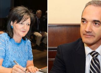 Πίσω στο χωριό μας