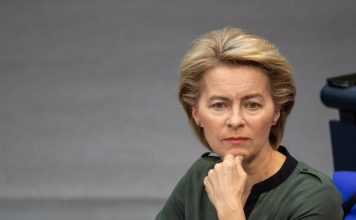 Η Ούρσουλα ανησυχεί για την… ασυλία της