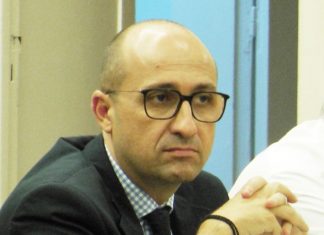 Συνάντηση Φλώρου με τους επαγγελματίες εστίασης και αναψυχής