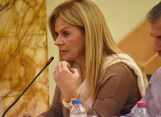 Να παραιτηθεί το δημοτικό συμβούλιο για το Πανεπιστήμιο ζητά η Χρ. Σταρακά