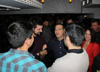 Η cool αντιπολίτευση