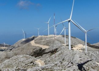 Σε διαβούλευση έργο για 50 ανεμογεννήτριες μεταξύ Κρεμαστών και Καστρακίου