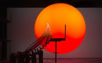 Η σύγχρονη όπερα «Ακένατον» live από τη Νέα Υόρκη στο ΔΗΠΕΘΕ Αγρινίου