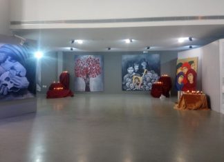 Εγκαινιάστηκε στο Αγρίνιο η έκθεση ζωγραφικής της Μαρίας Φερεντίνου