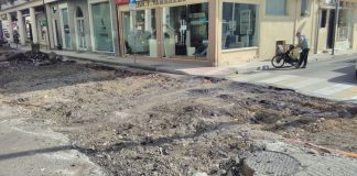 Συνεχίζονται και αύριο οι εργασίες στη συμβολή των οδών Γρίβα και Μακρή