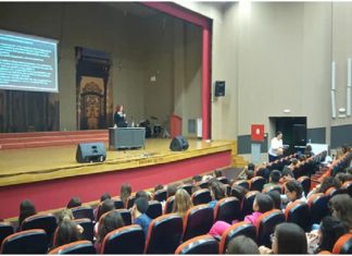 Ο Σύλλογος Ατόμων με Αναπηρίες «Απόστολος Λουκάς» στο Μουσικό Σχολείο Αγρινίου