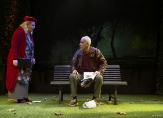 Η θεατρική παράσταση «Το παγκάκι» στο Μεσολόγγι