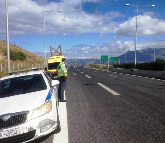 Μεθυσμένος οδηγός ενεπλάκη σε τροχαίο στην Ιόνια Οδό – Συνελήφθη από την Τροχαία