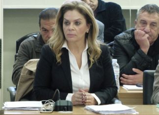 Το point της Σταρακά για το… καφενείο πολυτελείας