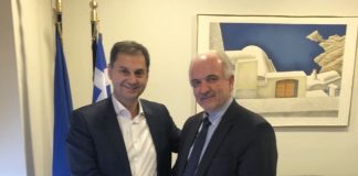 Συνάντηση του Κώστα Λύρου με τον Υπουργό Τουρισμού Χάρη Θεοχάρη