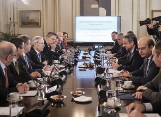 Βούληση χρειάζεται, όχι επιτροπές…