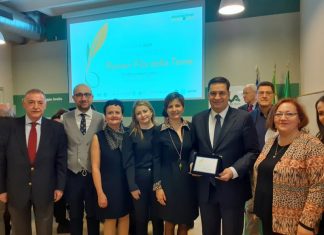 Βραβεύτηκε στη Ρώμη ο δήμος Αγρινίου για τις εκδηλώσεις “ἐλαία”