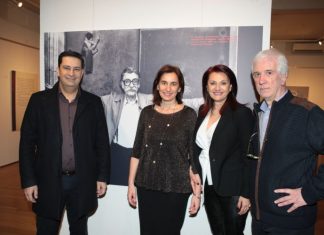 Εγκαινιάστηκε στο Αγρίνιο η έκθεση για τη ζωή και το έργο του ποιητή Μανόλη Αναγνωστάκη