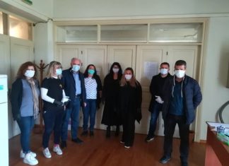 Mε τους εργαζομένους της Κοινωφελούς Επιχείρησης o Κώστας Λύρος