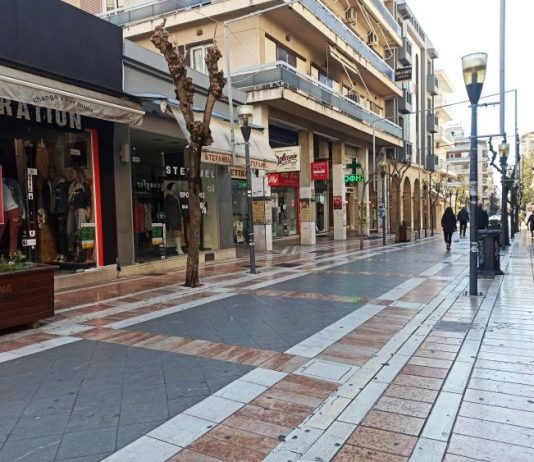 Μόνο τρεις μέρες κινήθηκε η αγορά το Πάσχα στο Αγρίνιο, λέει ο ΣΕΕΔΑ