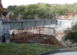 Προχωρά η κατασκευή της νέας γέφυρας της Τέμπλας