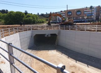 Κάντο όπως στο Λυροχαρίτη…