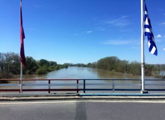 Ασκήσεις υπερπατριωτισμού και από μειοδότες