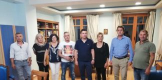 Στο πλευρό των απολυμένων του “Νηρέα” η δημοτική αρχή Ξηρομέρου