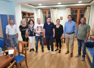 Στο πλευρό των απολυμένων του “Νηρέα” η δημοτική αρχή Ξηρομέρου