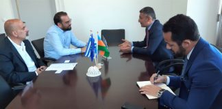 Συνάντηση Φαρμάκη με τον Πρέσβη του Αζερμπαϊτζάν