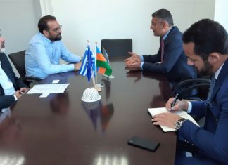 Συνάντηση Φαρμάκη με τον Πρέσβη του Αζερμπαϊτζάν