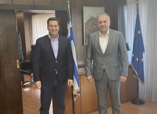 Ο καραμανλικός, ο κνίτης και στη μέση το πρόγραμμα “Αντώνης Τρίτσης”