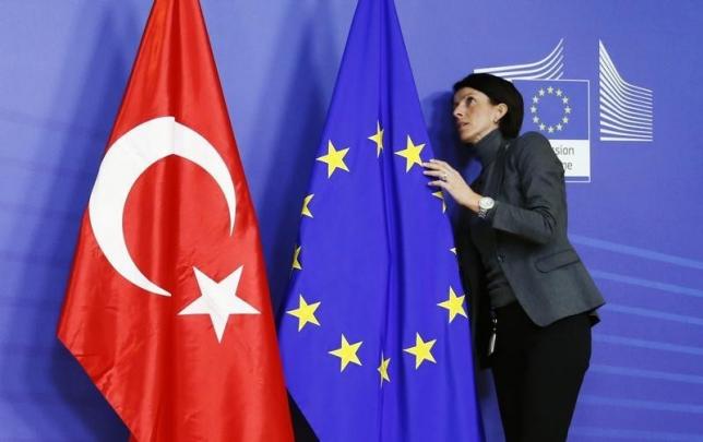 Συμφέρει (;) την Ευρώπη να είναι το χαϊβάνι της Τουρκίας - ΑγρίνιοCulture
