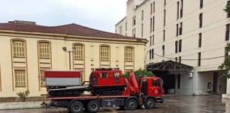 Βάρκες και ερπιστριοφόρα στο Αγρίνιο ενόψει «Ιανού»