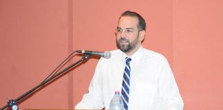 Άρχισε τις ανακοινώσεις για τις εκλογές ο Φαρμάκης