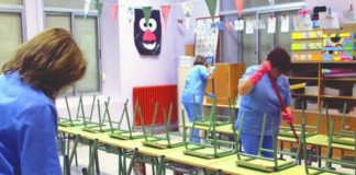 293 θέσεις για σχολικές καθαρίστριες στους Δήμους της Αιτωλοακαρνανίας