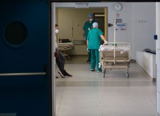 «Έκρηξη» εισαγωγών στα Νοσοκομεία – Προσπάθειες να παραμείνει “διαχειρίσιμη” η κατάσταση