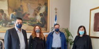 Δωρεά 42 έργων ζωγραφικής στις Δομές Αστέγων του Δήμου Αγρίνιου