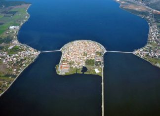 Αιτωλικό: «Θα συνεχίσει να πλημμυρίζει» προειδοποιεί ο Κολυδάς