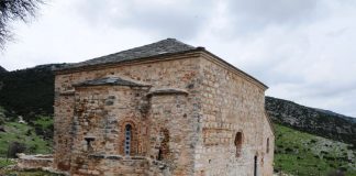 Χωρίς φθορές για το μνημείο η κίνηση στο ναό του Παντοκράτορα στο Μοναστηράκι Βόνιτσας