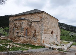Χωρίς φθορές για το μνημείο η κίνηση στο ναό του Παντοκράτορα στο Μοναστηράκι Βόνιτσας