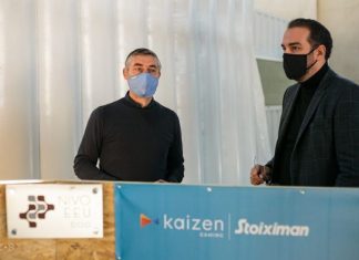 Ο Φαρμάκης σε εταιρεία του Αγρινίου που κατασκευάζει τις πρώτες κινητές μονάδες ΜΕΘ