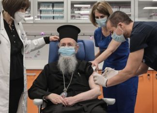 Στη διαχείριση των συμβόλων ο Μητροπολίτης Ιεροθέος κέρδισε τις εντυπώσεις