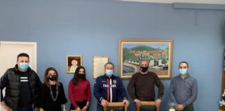 Συμβολική κίνηση προς τους ηλικιωμένους από την Εθελοντική Ομάδα του Δήμου Θέρμου