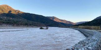 Kατάρρευση του αντιπλημμυρικού στον Εύηνο : «Ειδική Διαταγή» στον ανάδοχο και αναζήτηση ευθυνών από την Περιφέρεια